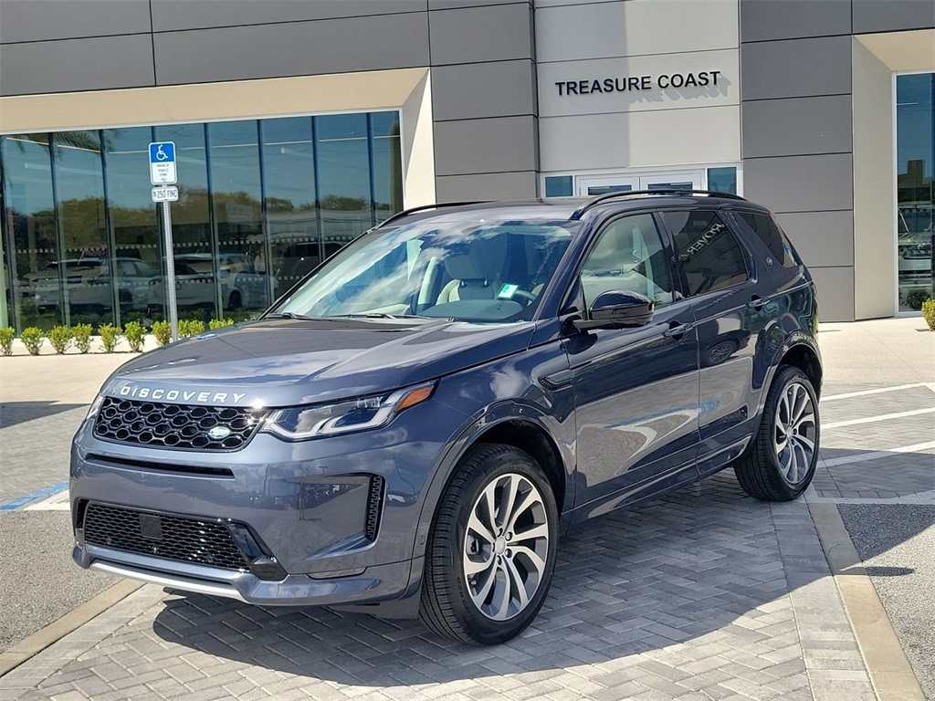 2025 Land Rover Discovery Sport S's photo
