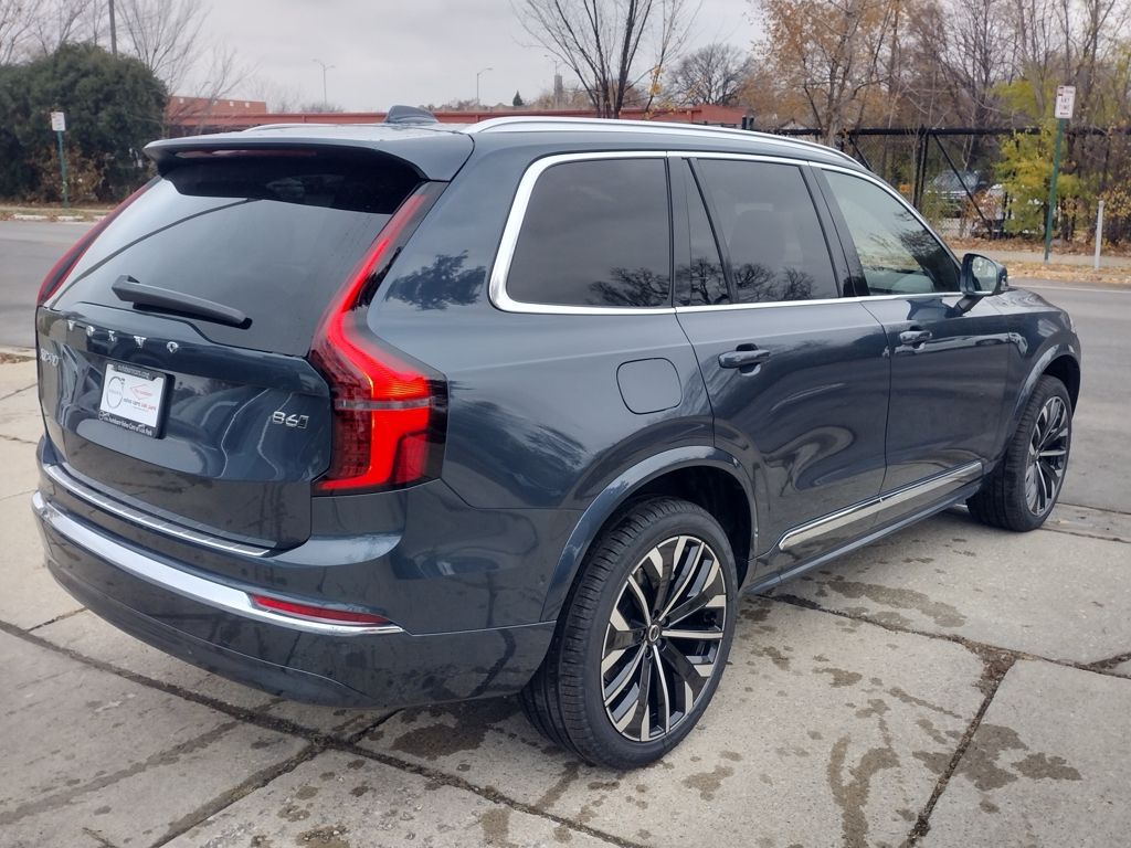 2026 VOLVO XC90 - Image 8