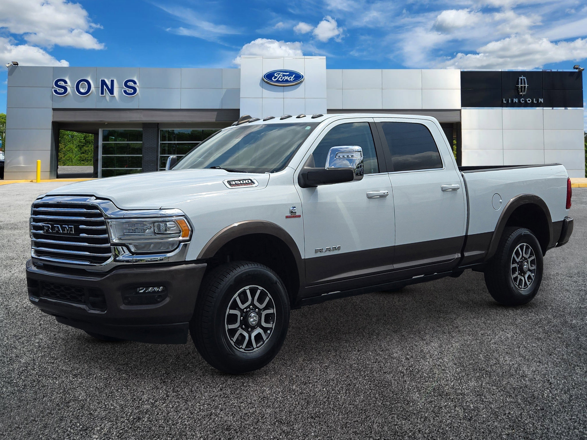 2024 RAM Ram 3500 Pickup Longhorn's photo