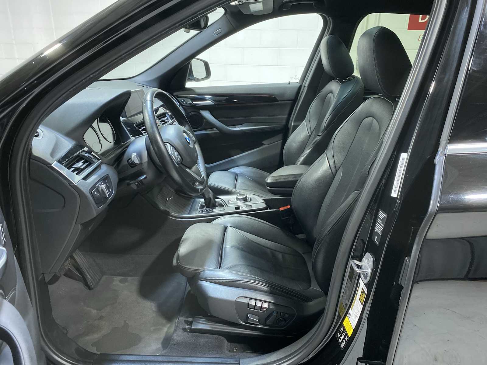 Used 2018 BMW X1 28i with VIN WBXHT3C30J5L30388 for sale in Verona, NJ