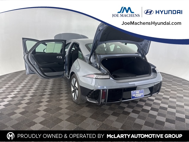 2024 Hyundai Ioniq 6 SE photo 14