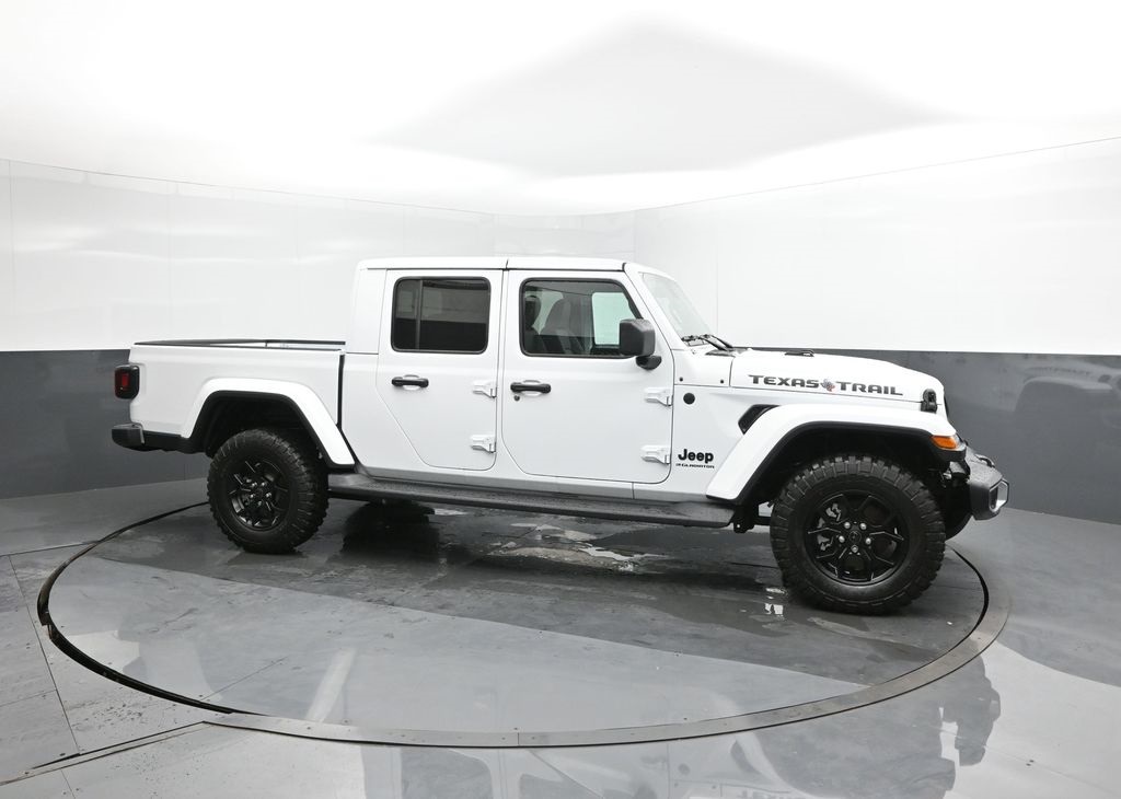 2025 Jeep Gladiator Sport photo 14