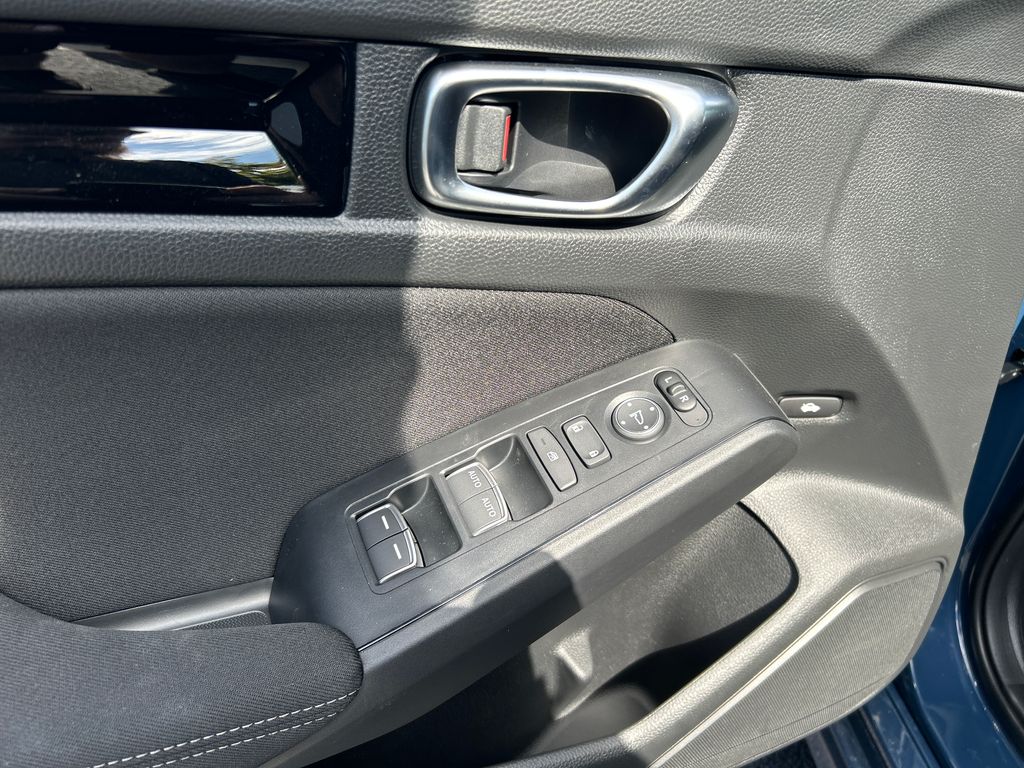 2026 Honda Civic Sport Touring photo 25