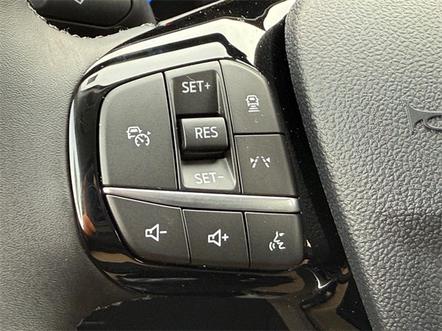 2025 Ford Escape Plug-In Hybrid photo 8