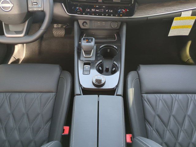 2025 Nissan Rogue Platinum photo 19