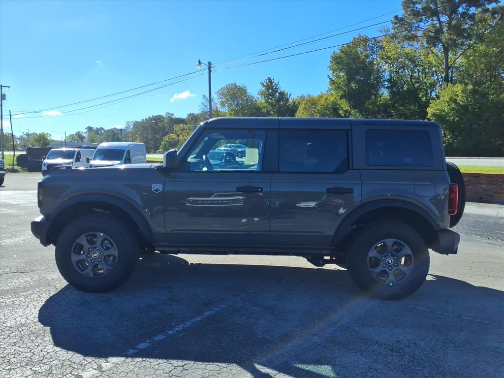 2025 Ford Bronco Big Bend photo 2