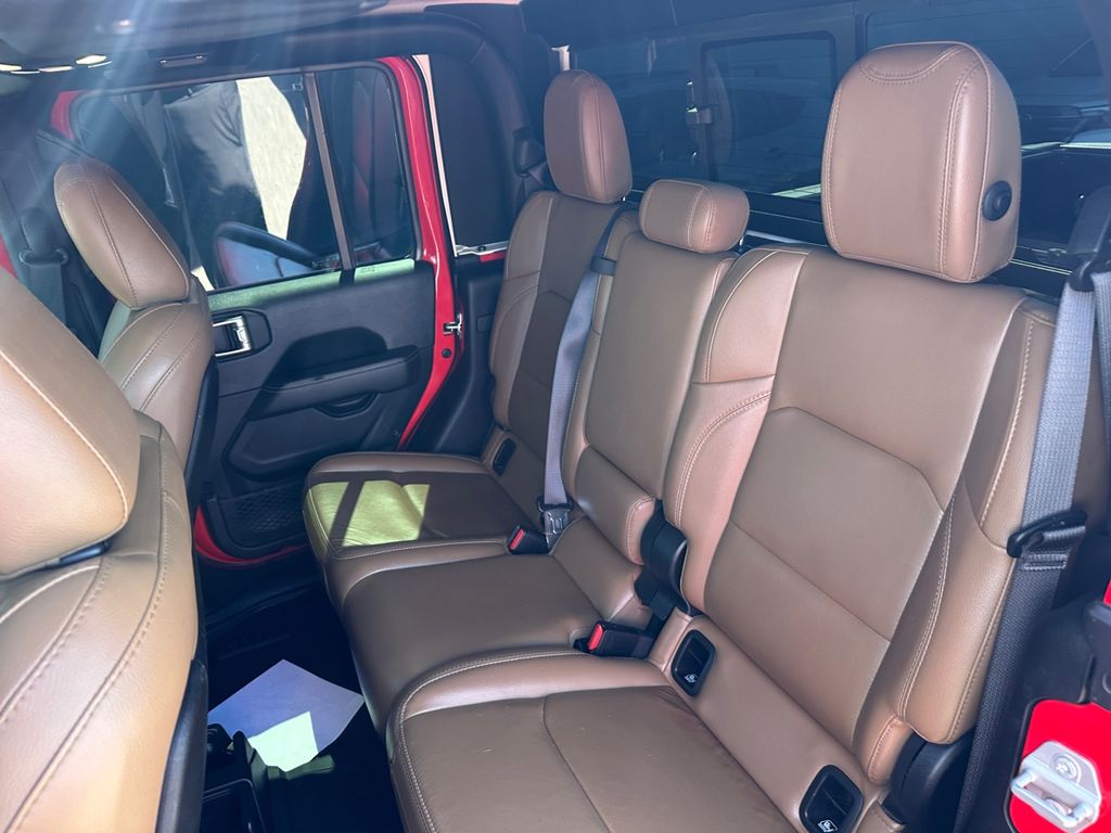 2021 Jeep Gladiator Rubicon photo 19