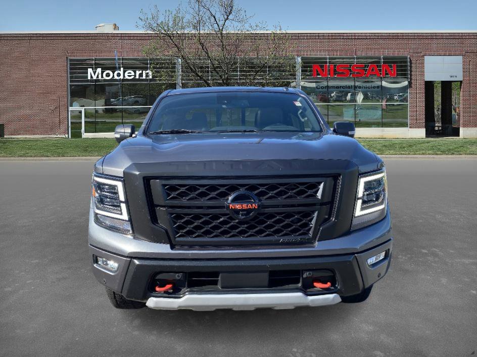 2021 Nissan Titan PRO-4X photo 6