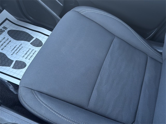2023 Nissan Frontier SV photo 25
