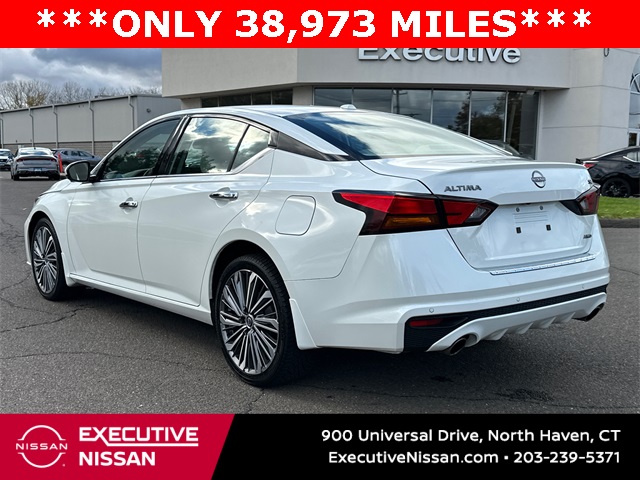 2023 Nissan Altima 2.5 SL photo 4