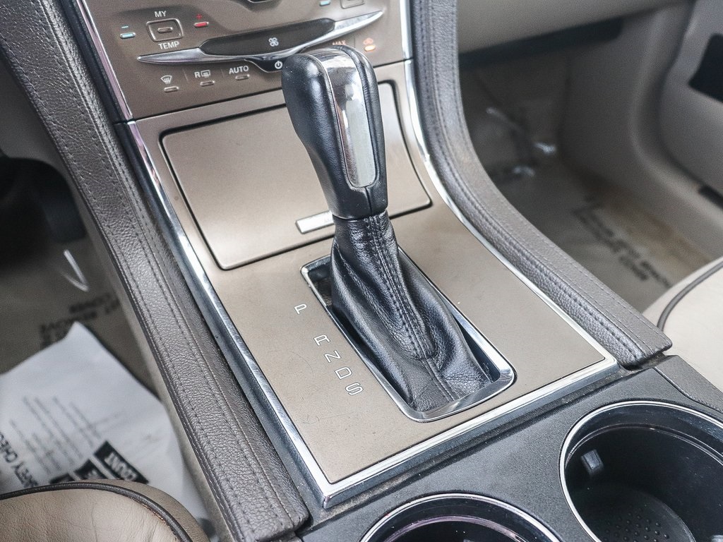 2014 Lincoln MKX Base photo 22