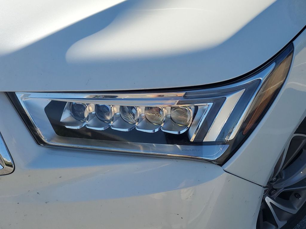 2018 Acura MDX Technology photo 15