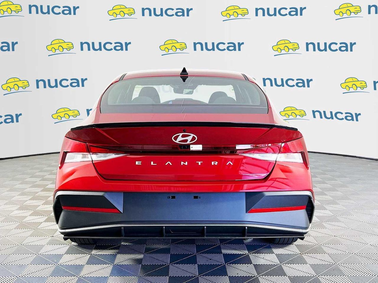 2025 Hyundai Elantra SEL Sport photo 3