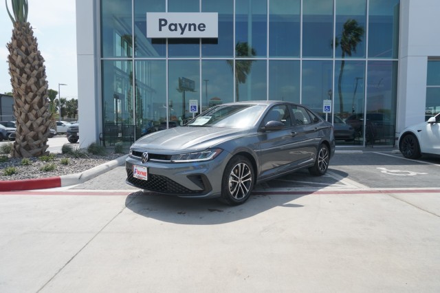 2025 Volkswagen Jetta Sport's photo