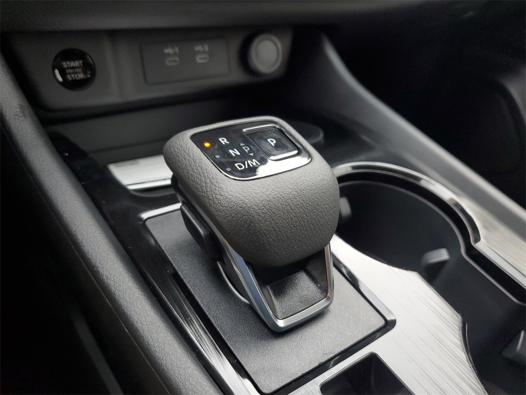 2026 Nissan Rogue SV photo 31