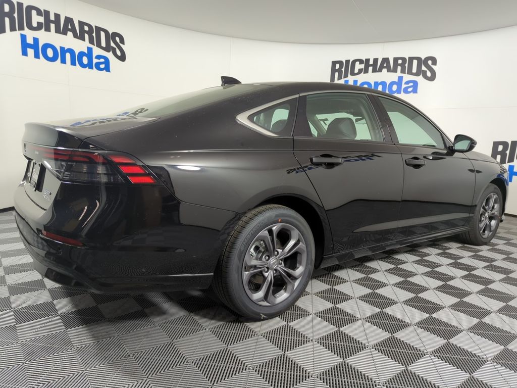 2025 Honda Accord Hybrid EX-L photo 4