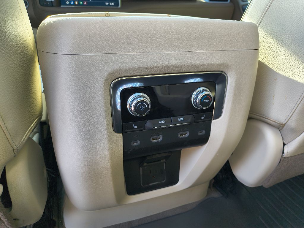 2021 Gmc Yukon Denali Ultimate photo 36