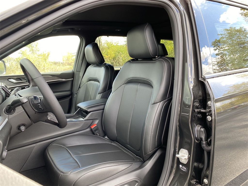 New 2024 Jeep Grand Cherokee L Limited Sport Utility in Merrillville 