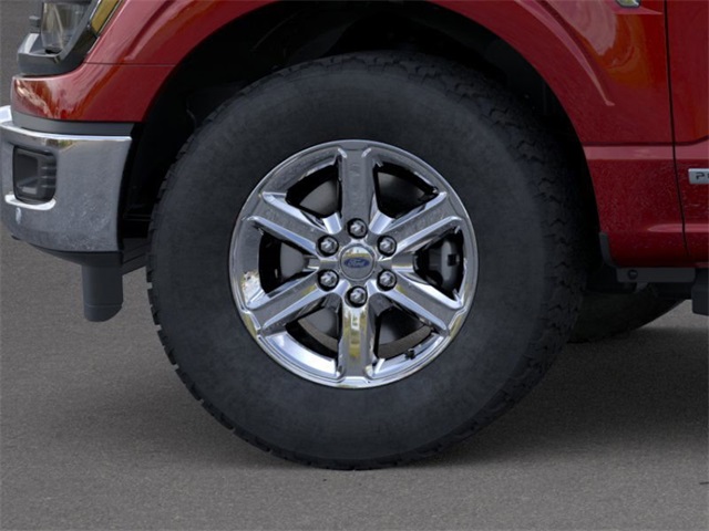2025 Ford F-150 XLT photo 2