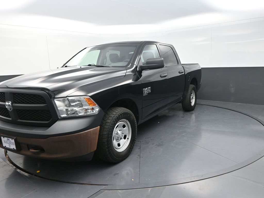 2019 Ram 1500 Classic Tradesman photo 3