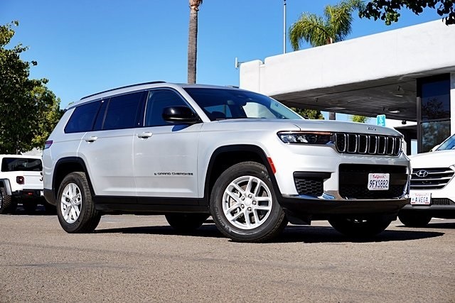 2023 Jeep Grand Cherokee L Laredo