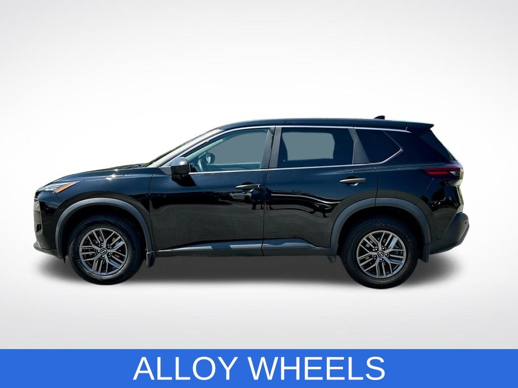 2023 Nissan Rogue S photo 3
