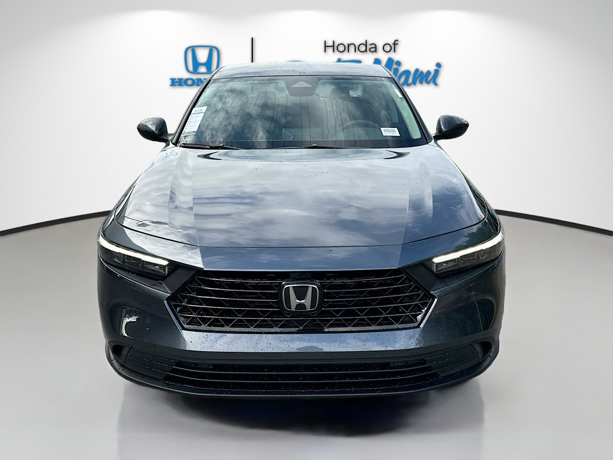 2025 Honda Accord LX photo 2