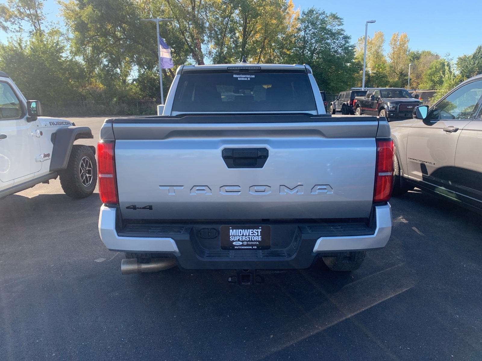 2024 Toyota Tacoma TRD Off-Road photo 4