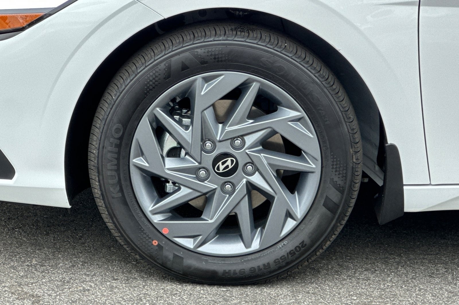 2025 Hyundai Elantra Hybrid Blue photo 30