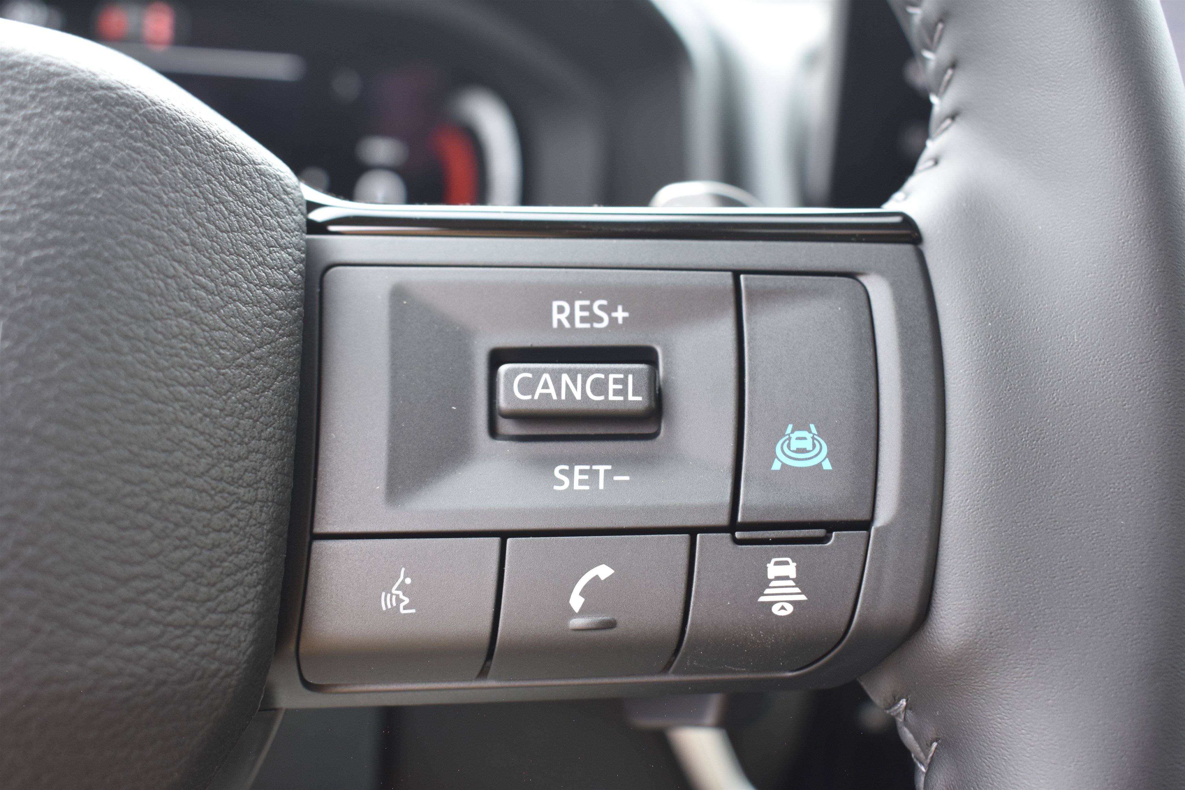 2026 Nissan Rogue Platinum photo 18