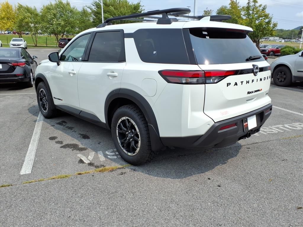 2025 Nissan Pathfinder Rock Creek photo 5
