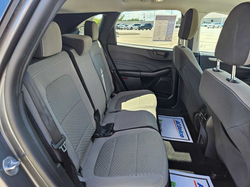 2022 Ford Escape Hybrid SE photo 29