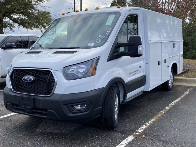 2024 Ford Transit photo 3