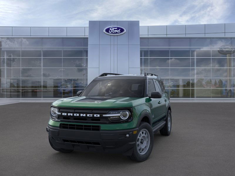 2024 Ford Bronco Sport Outer Banks photo 2