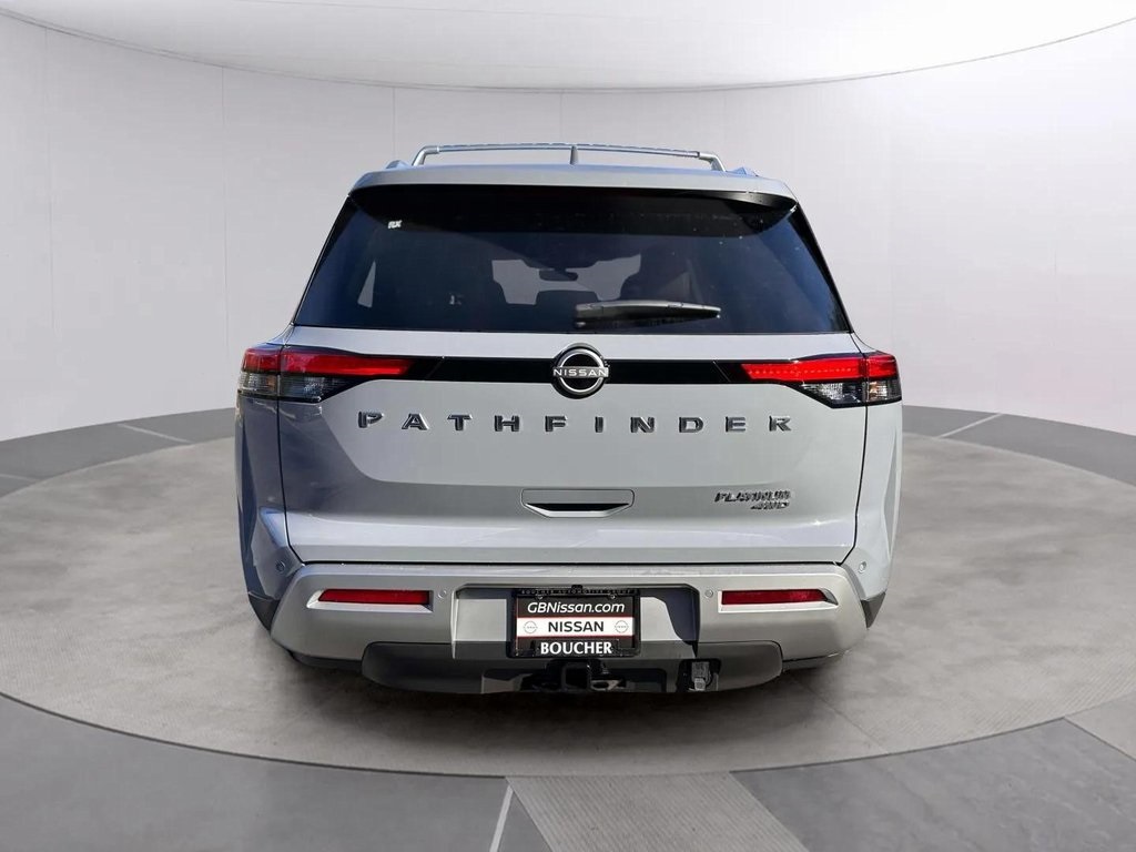 2025 Nissan Pathfinder Platinum photo 4