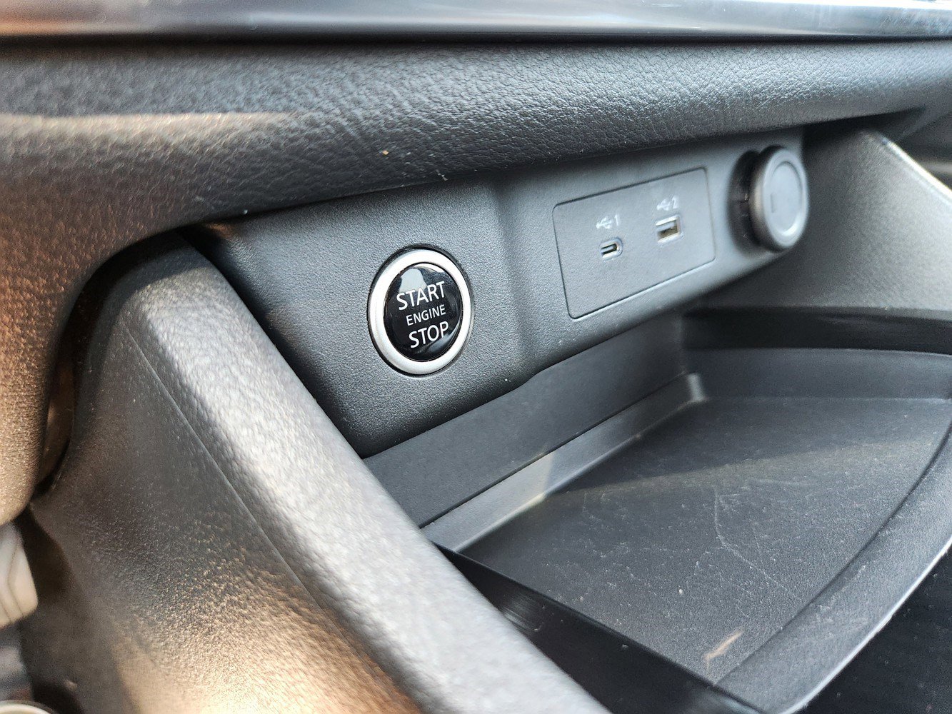 2023 Nissan Rogue SV photo 22