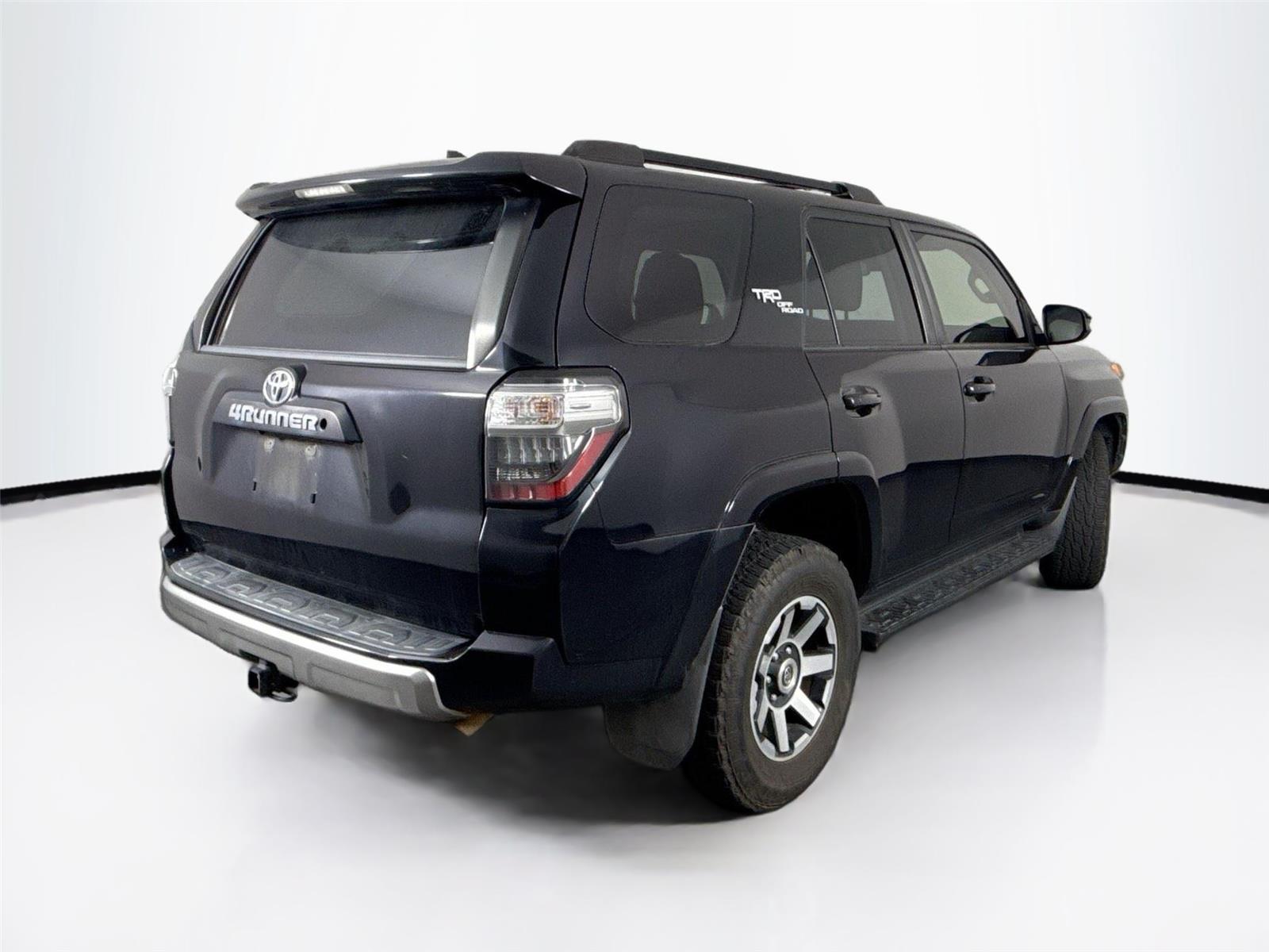 2020 Toyota 4Runner TRD photo 6