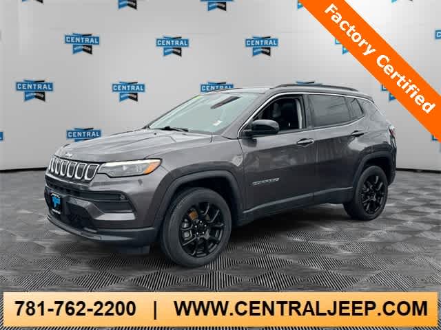 2022 Jeep Compass Latitude Lux's photo