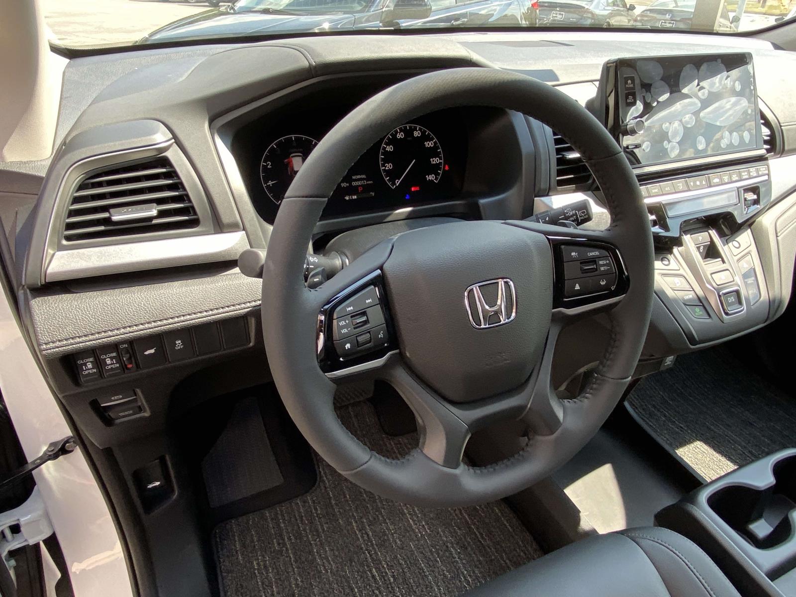2026 Honda Odyssey EX-L photo 4