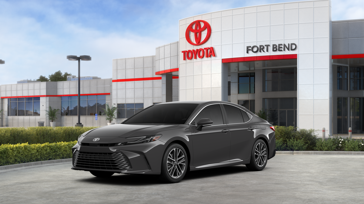 2026 Toyota Camry XLE's photo