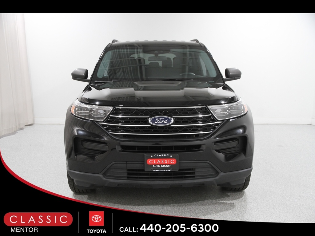 2021 Ford Explorer XLT photo 2