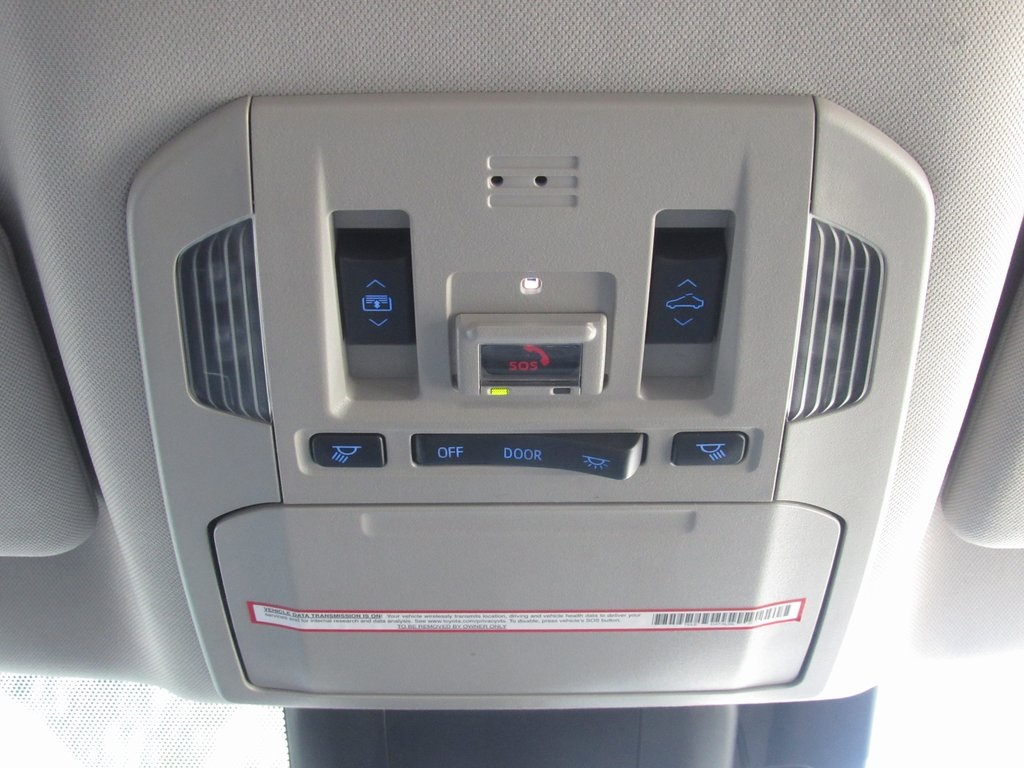 2022 Toyota Highlander Platinum photo 29