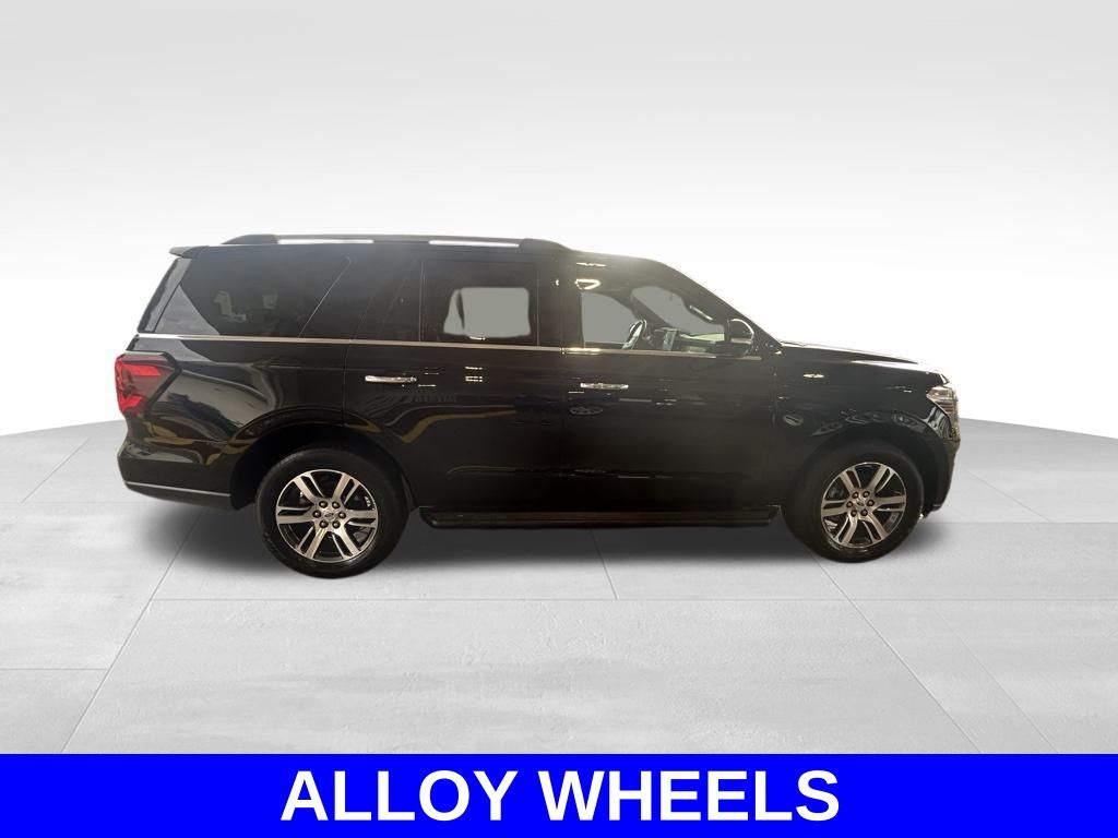 2024 Ford Expedition Limited photo 2