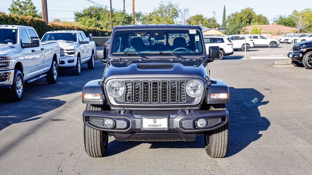 2025 Jeep Gladiator Sport S photo 3