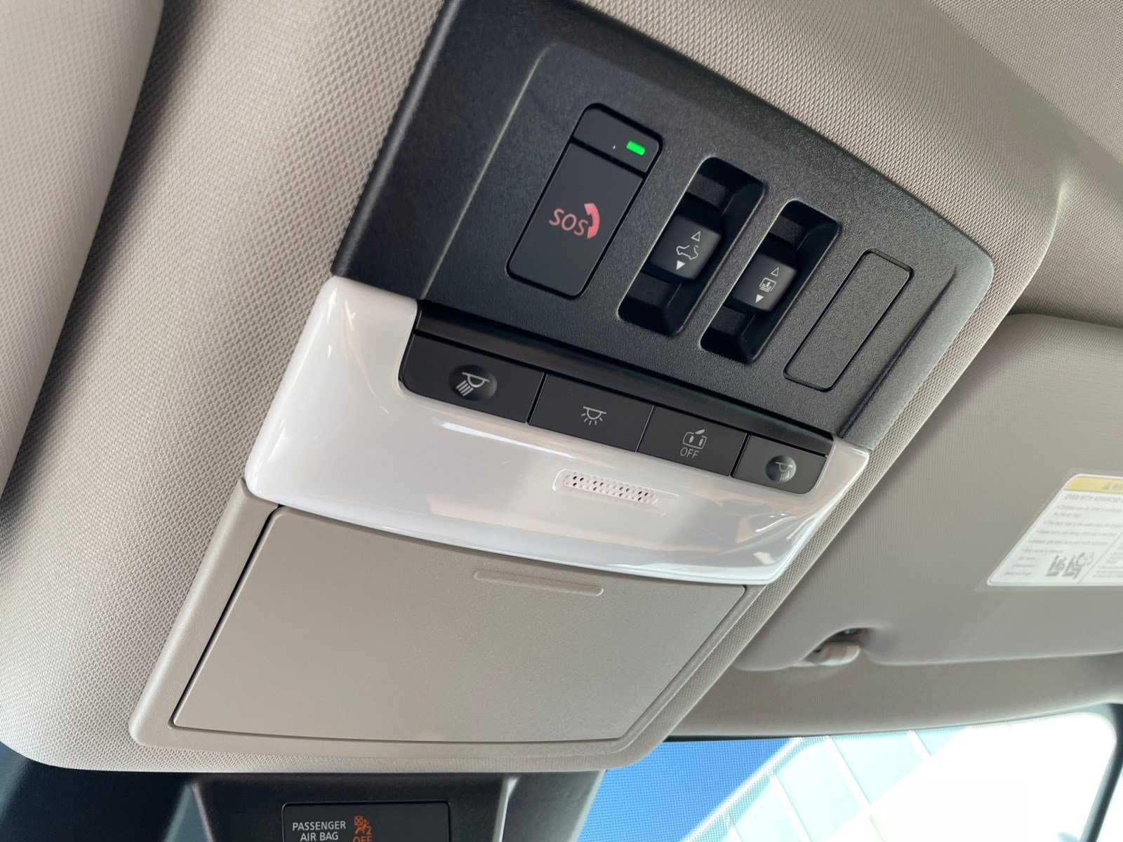 2025 Nissan Rogue Platinum photo 22
