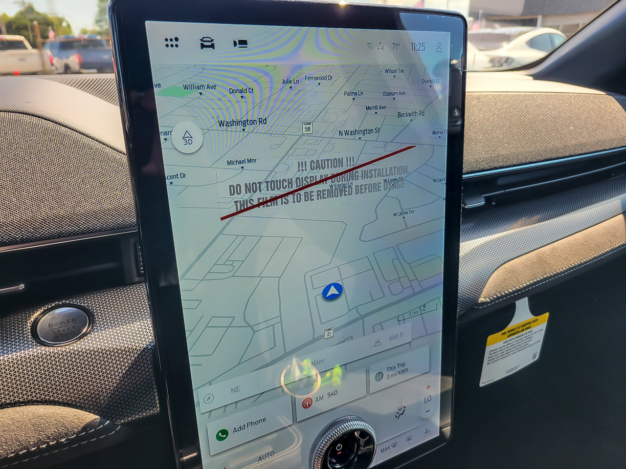 2025 FORD MUSTANG MACH-E - Image 14