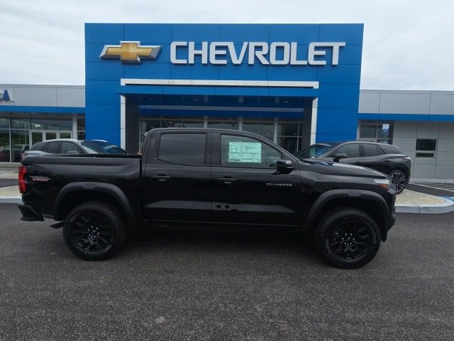 2026 Chevrolet Colorado Trail Boss photo 3