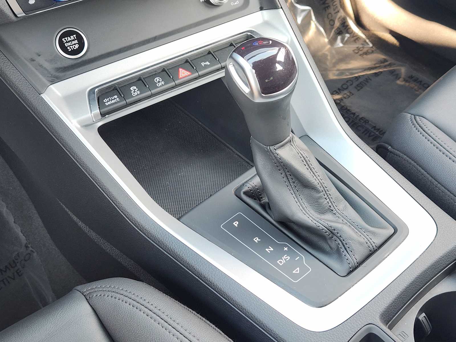 2023 Audi Q3 S line Premium photo 10
