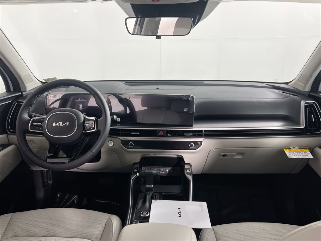 2025 Kia Sorento S photo 25