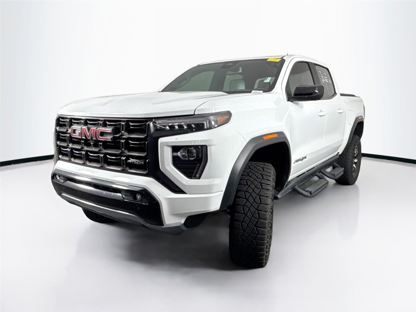 2023 Gmc Canyon AT4X photo 2